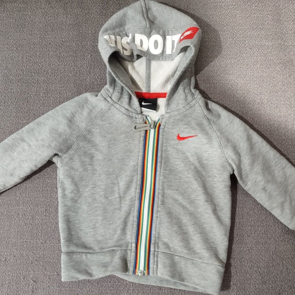 Nike Rainbow Zipper Sweatshirt